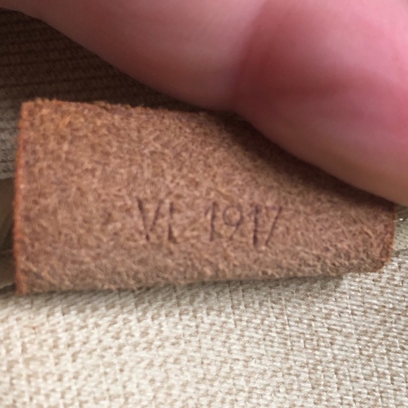 LOUIS VUITTON Deauville LV Monogram Top Handle Weekend Doctor’s Bag 35cm - Picture 16 of 17